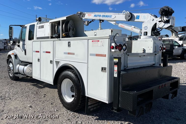 image for item ID9558 2009 International 4300  utility / service truck