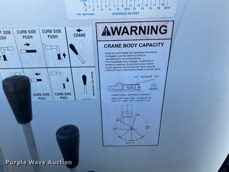 image for item ID9558 2009 International 4300  utility / service truck