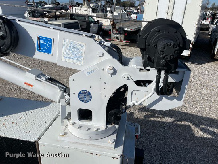 image for item ID9558 2009 International 4300  utility / service truck