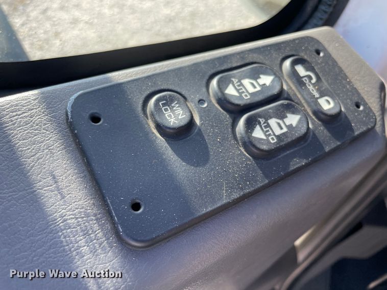 image for item ID9558 2009 International 4300  utility / service truck