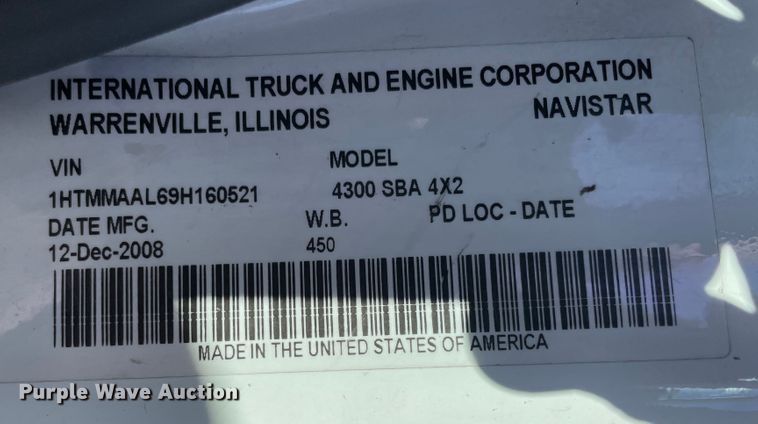 image for item ID9558 2009 International 4300  utility / service truck