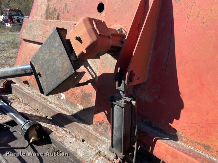 image for item ID9563 Bush Hog 2620  batwing rotary mower