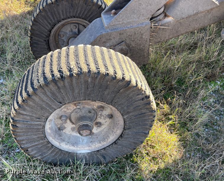 image for item ID9563 Bush Hog 2620  batwing rotary mower