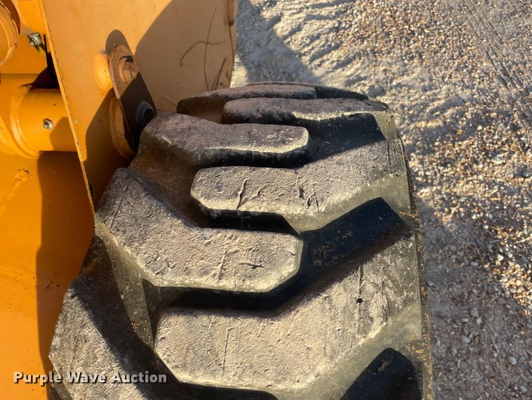 image for item ID9569 2002 Case 75XT  skid steer loader