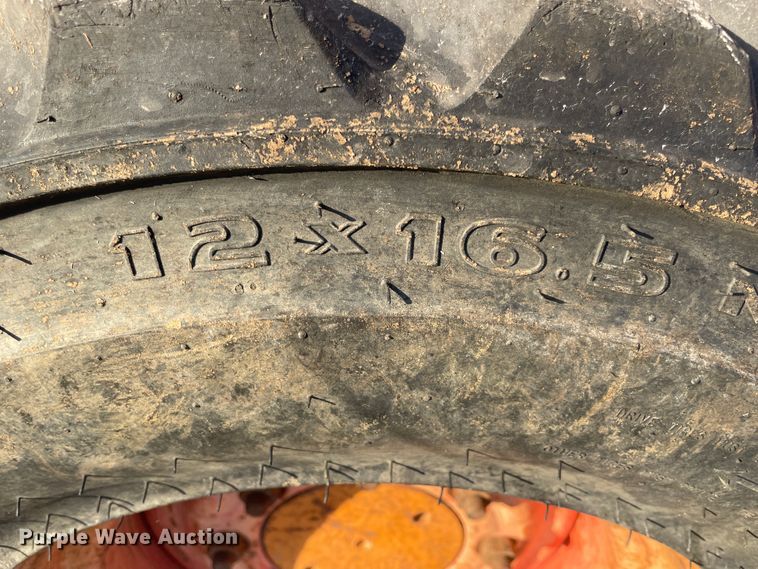 image for item ID9569 2002 Case 75XT  skid steer loader