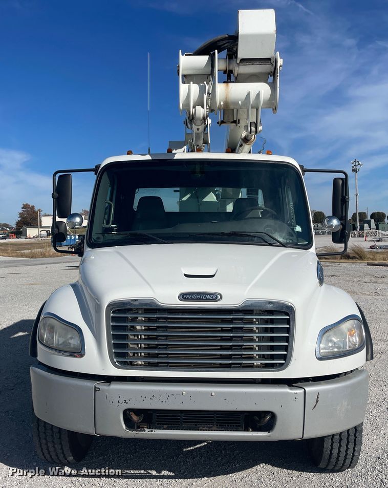 image for item ID9573 2010 Freightliner M2 106  bucket truck