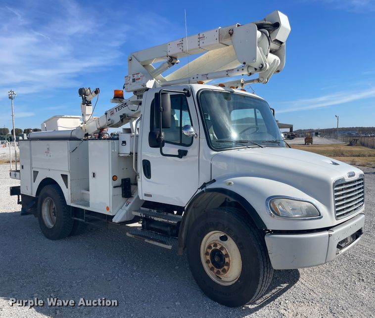 image for item ID9573 2010 Freightliner M2 106  bucket truck