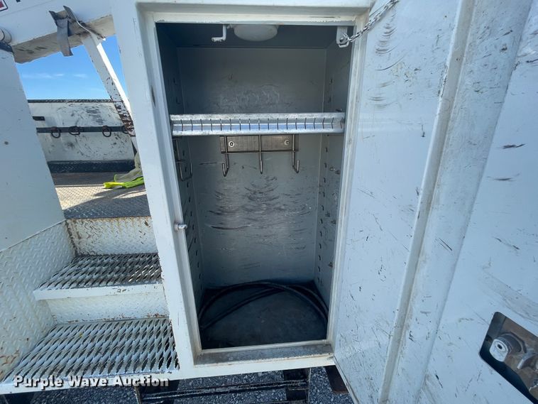 image for item ID9573 2010 Freightliner M2 106  bucket truck