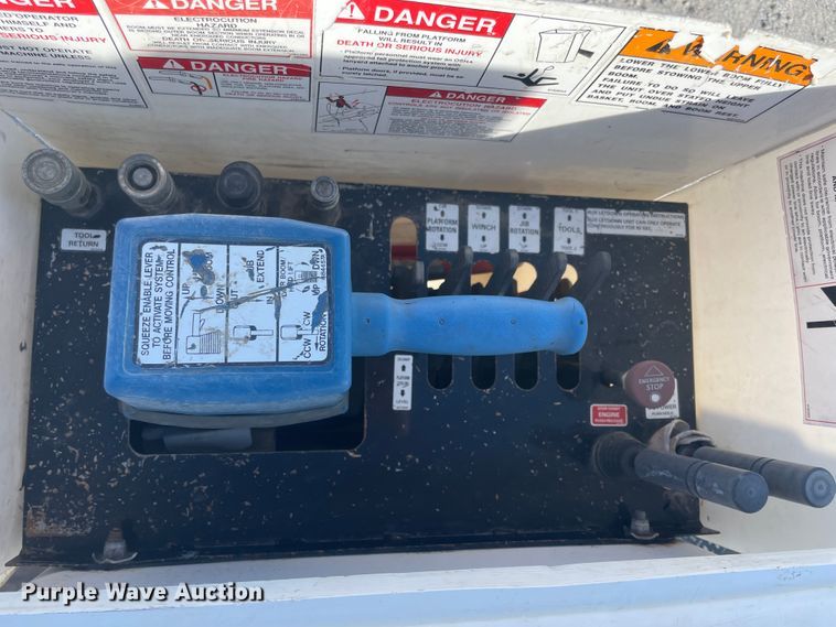 image for item ID9573 2010 Freightliner M2 106  bucket truck