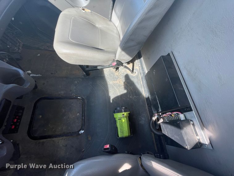 image for item ID9573 2010 Freightliner M2 106  bucket truck