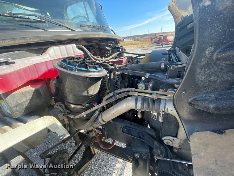 image for item ID9573 2010 Freightliner M2 106  bucket truck