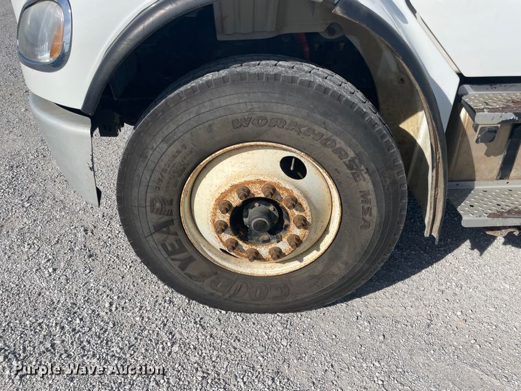 image for item ID9573 2010 Freightliner M2 106  bucket truck