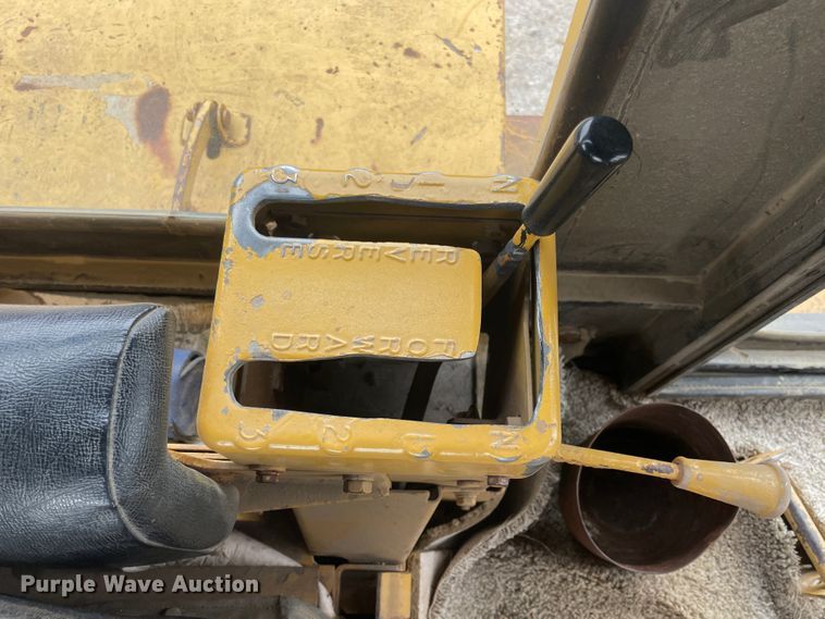 image for item ID9581 1974 Caterpillar D8H  dozer