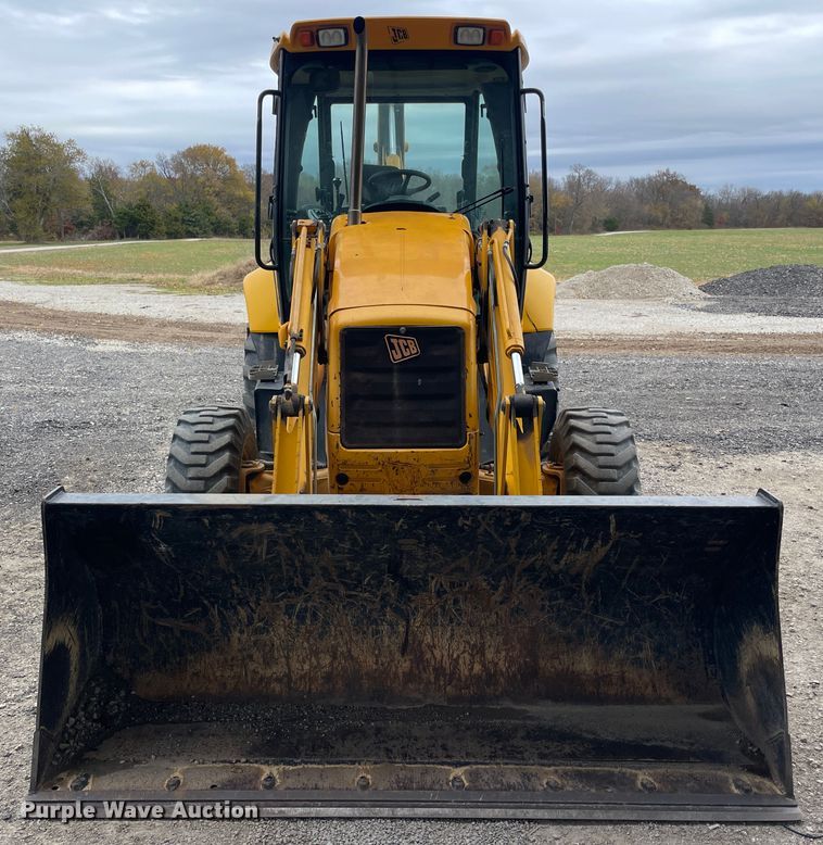 image for item ID9582 2004 JCB 214  backhoe