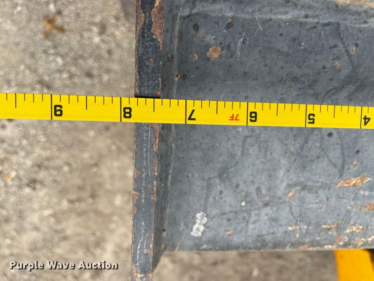 image for item ID9582 2004 JCB 214  backhoe