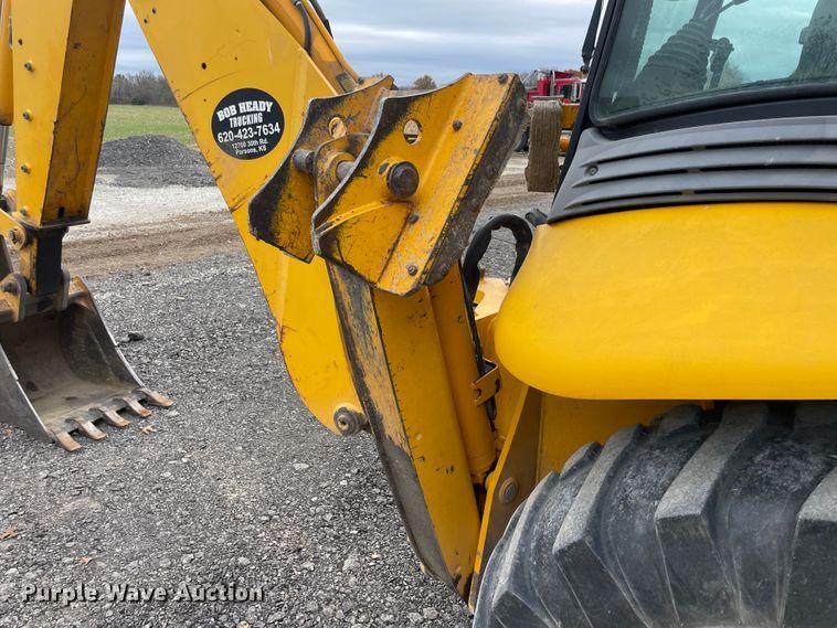 image for item ID9582 2004 JCB 214  backhoe