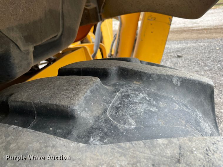 image for item ID9582 2004 JCB 214  backhoe