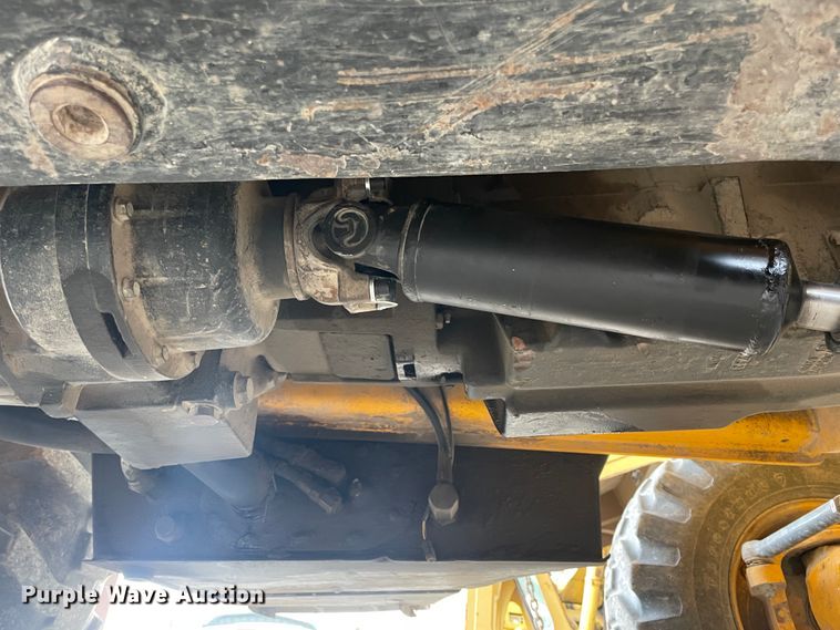 image for item ID9582 2004 JCB 214  backhoe