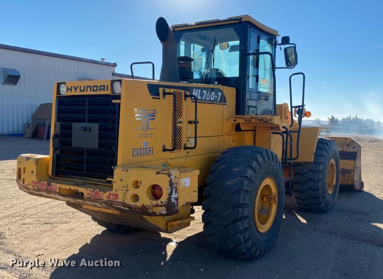 image for item IG9250 2004 Hyundai HL760-7  wheel loader