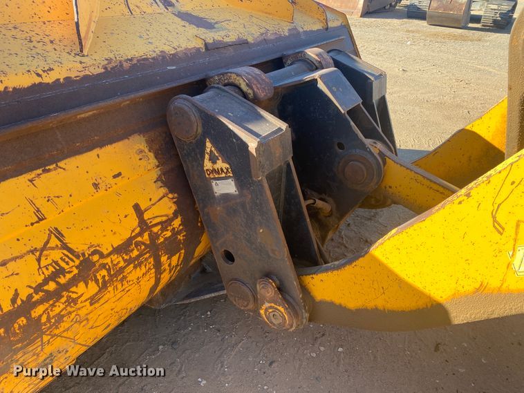 image for item IG9250 2004 Hyundai HL760-7  wheel loader