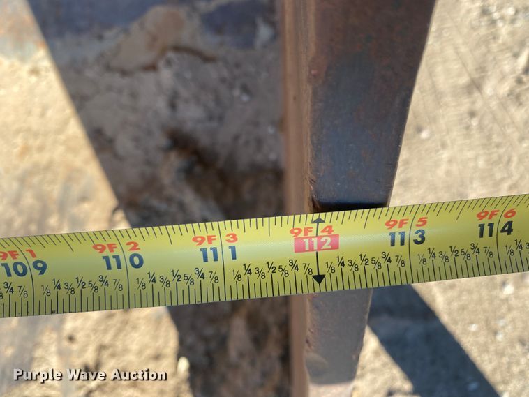 image for item IG9250 2004 Hyundai HL760-7  wheel loader