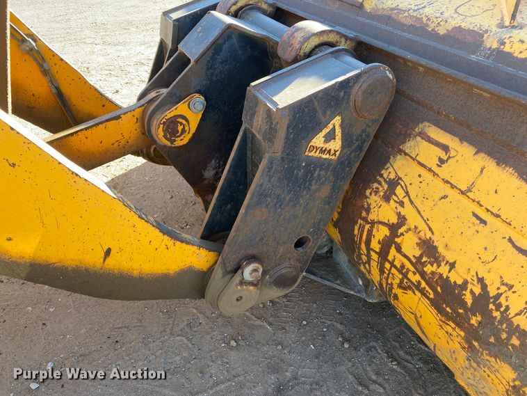 image for item IG9250 2004 Hyundai HL760-7  wheel loader