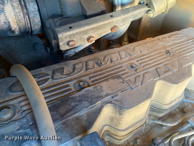 image for item IG9250 2004 Hyundai HL760-7  wheel loader