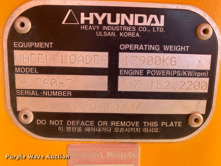 image for item IG9250 2004 Hyundai HL760-7  wheel loader