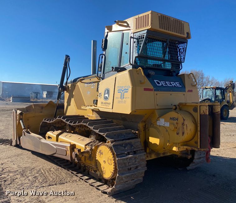 image for item IG9252 2010 John Deere 850J  dozer