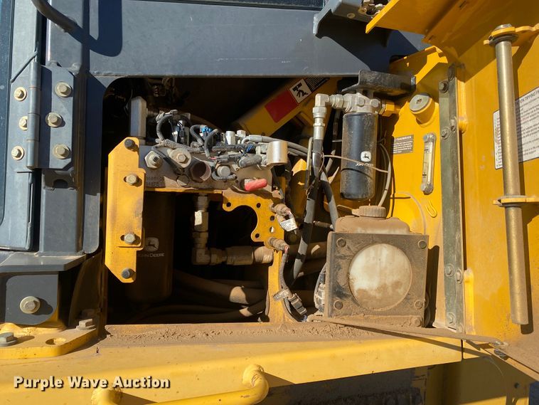 image for item IG9252 2010 John Deere 850J  dozer