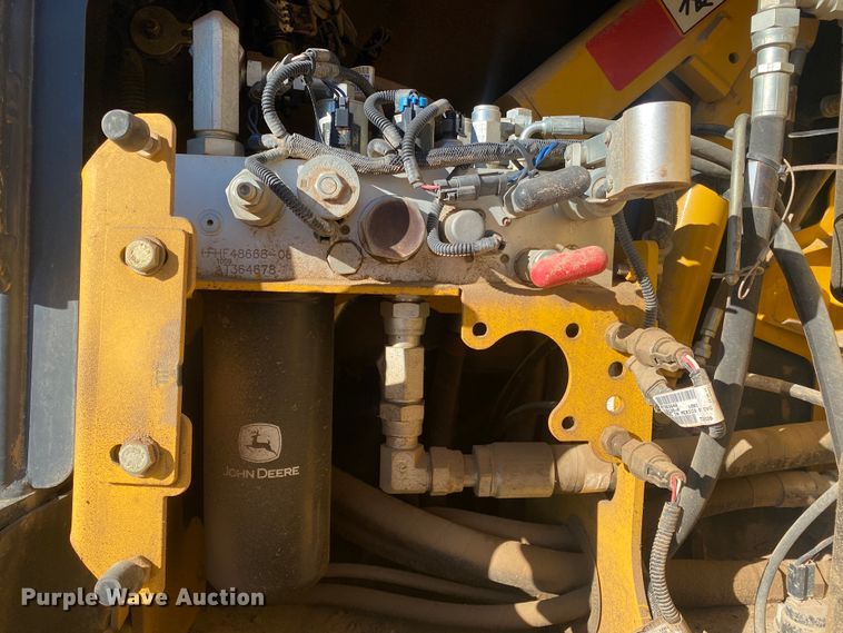 image for item IG9252 2010 John Deere 850J  dozer