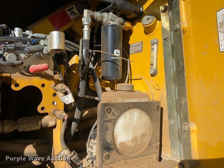 image for item IG9252 2010 John Deere 850J  dozer