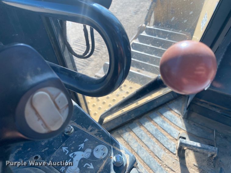 image for item IG9252 2010 John Deere 850J  dozer