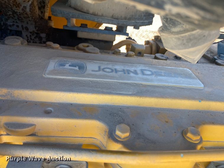 image for item IG9252 2010 John Deere 850J  dozer