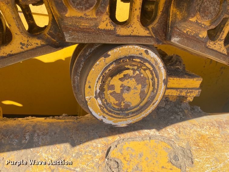 image for item IG9252 2010 John Deere 850J  dozer