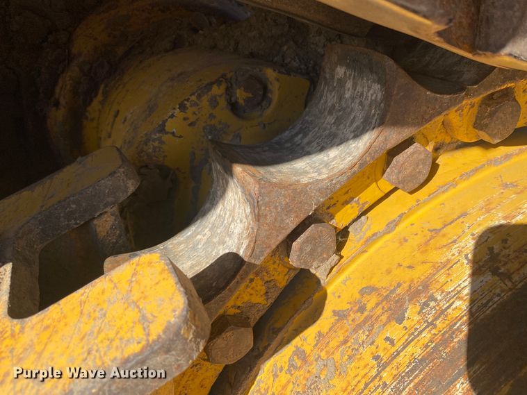 image for item IG9252 2010 John Deere 850J  dozer