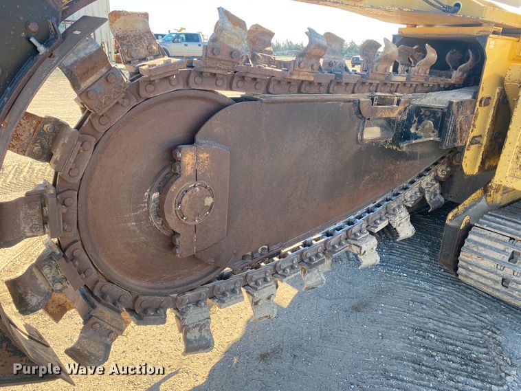 image for item IG9254 1999 Vermeer T555  trencher