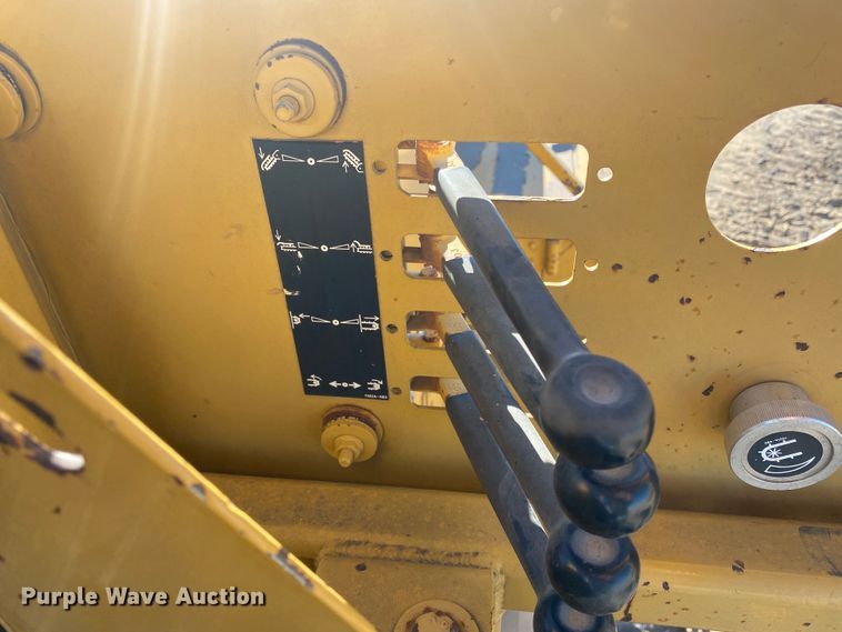 image for item IG9254 1999 Vermeer T555  trencher