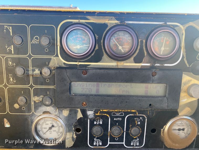 image for item IG9254 1999 Vermeer T555  trencher