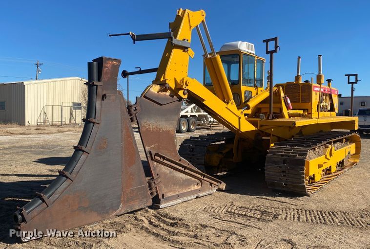 image for item IG9256 1985 Dynapac 624  tile plow