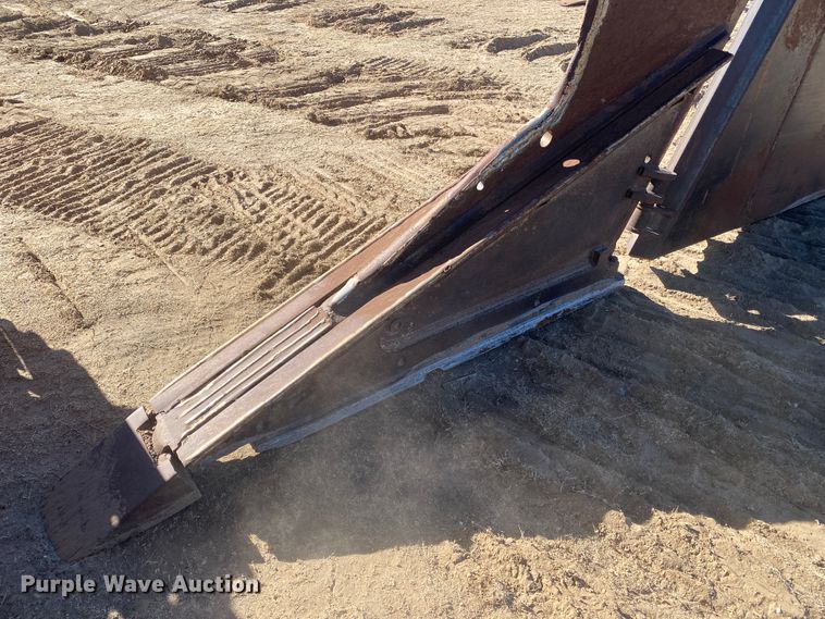 image for item IG9256 1985 Dynapac 624  tile plow