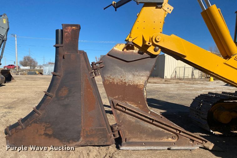 image for item IG9256 1985 Dynapac 624  tile plow