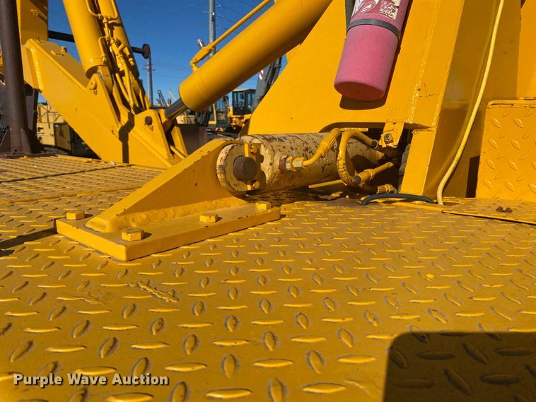 image for item IG9256 1985 Dynapac 624  tile plow