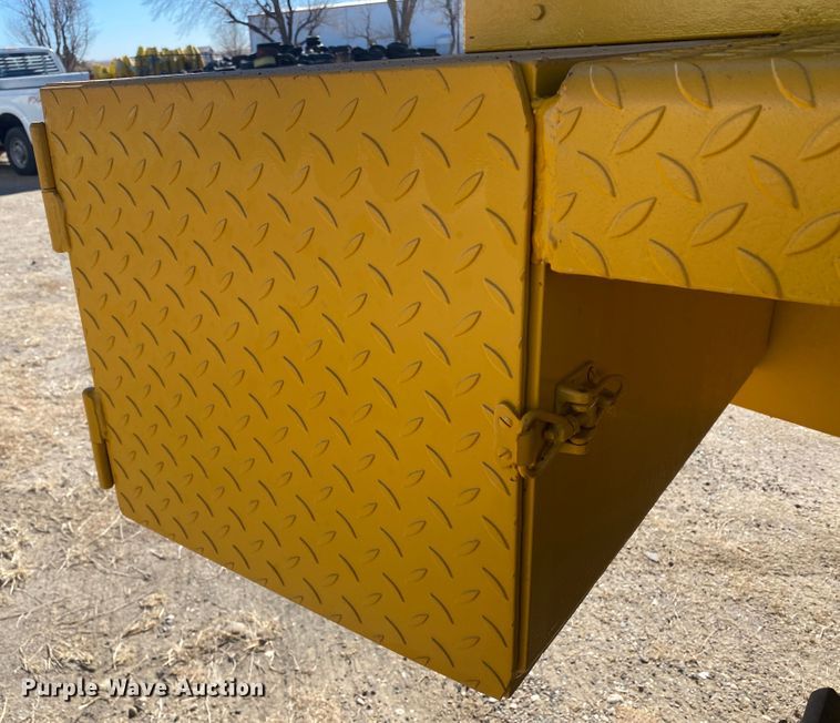 image for item IG9256 1985 Dynapac 624  tile plow