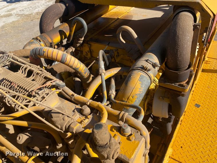 image for item IG9256 1985 Dynapac 624  tile plow