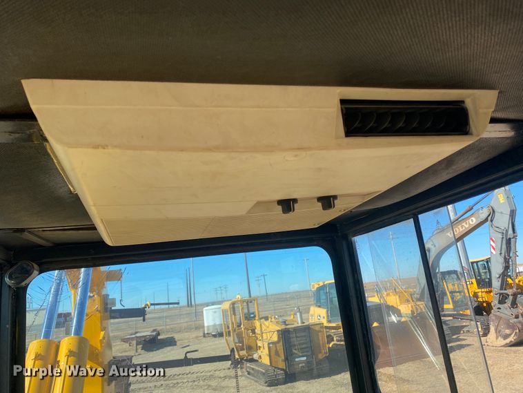 image for item IG9256 1985 Dynapac 624  tile plow