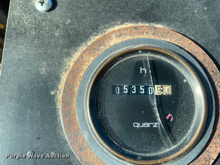 image for item IG9256 1985 Dynapac 624  tile plow