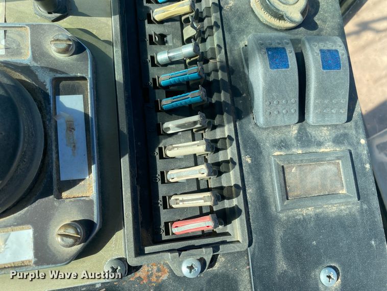 image for item IG9256 1985 Dynapac 624  tile plow