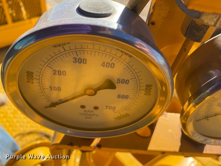 image for item IG9256 1985 Dynapac 624  tile plow