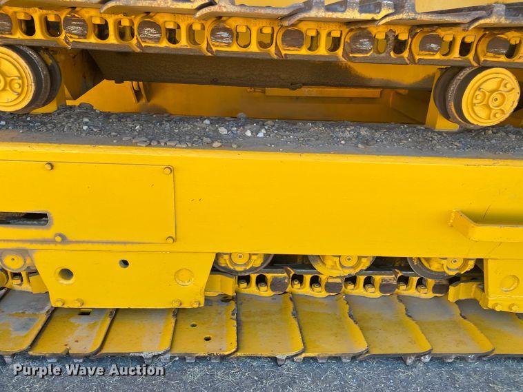 image for item IG9256 1985 Dynapac 624  tile plow